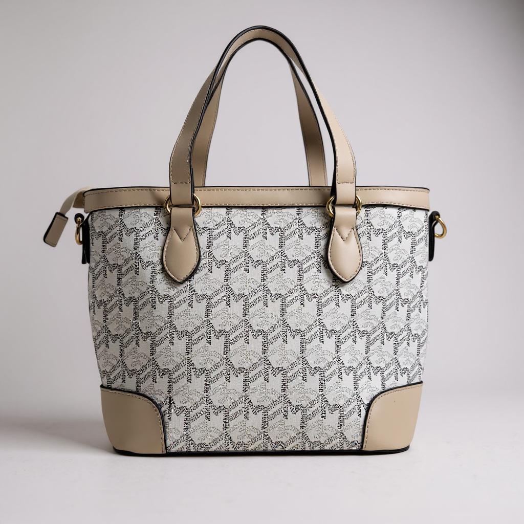 Elegante Designer-inspirierte Damen-Handtasche mit braunen Lederdetails und edlem Print – geräumige Tote Bag für Alltag, Arbeit oder Shopping. Hochwertiger Look, exklusiv bei CasinoFashion in Winterthur.