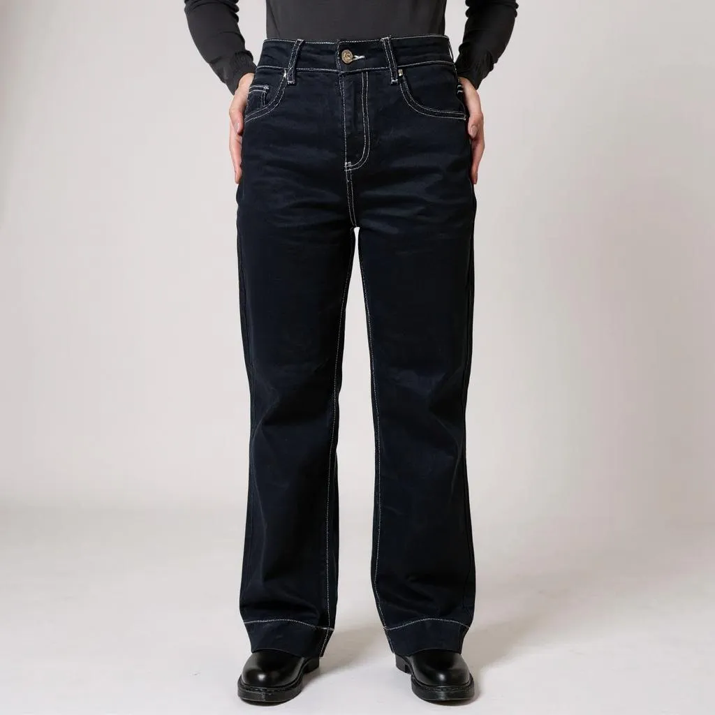 Elegante Wide Leg Damen-Jeans in Schwarz – High-Waist Fit mit geradem Bein, perfekt für zeitlose Casual-Styles, Business-Casual oder Streetwear-Looks. Exklusiv bei CasinoFashion in Winterthur.