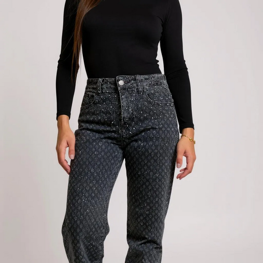 Zeitlose Straight Leg Damen-Jeans in grau-schwarz – vielseitig kombinierbar für Arbeit, Freizeit oder Streetstyle. Erhältlich bei CasinoFashion in Winterthur.