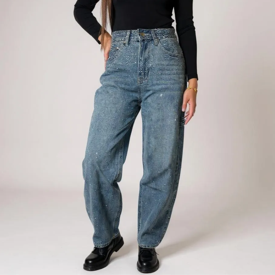 Stylische Straight Leg Jeans mit Leo Print – auffällige Damen-Jeans für modische Casual- oder Party-Outfits. Exklusiv bei CasinoFashion in Winterthur.