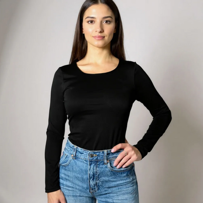 Klassischer Damen-Body in Schwarz – figurbetontes Essential für schicke Casual-Looks, Business-Styles oder Party-Outfits. Exklusiv bei CasinoFashion erhältlich.